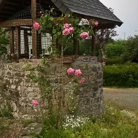 Nature & Espace - Le Puits Des Souhaits Villedieu-les-Poeles-Rouffigny