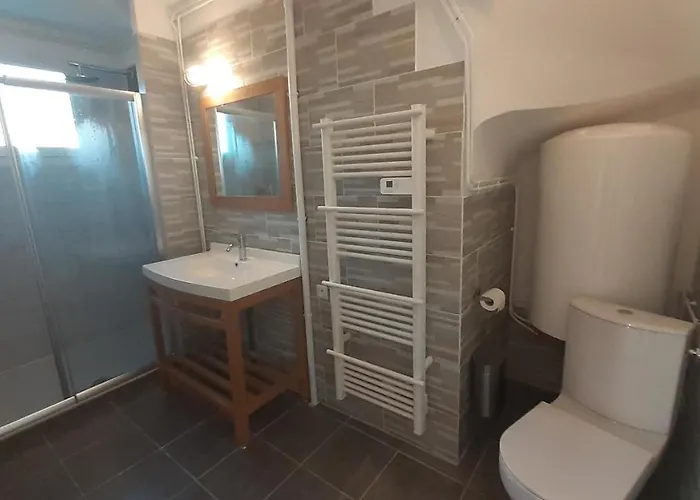 Nature & Espace - Le Puits Des Souhaits Villedieu-les-Poëles