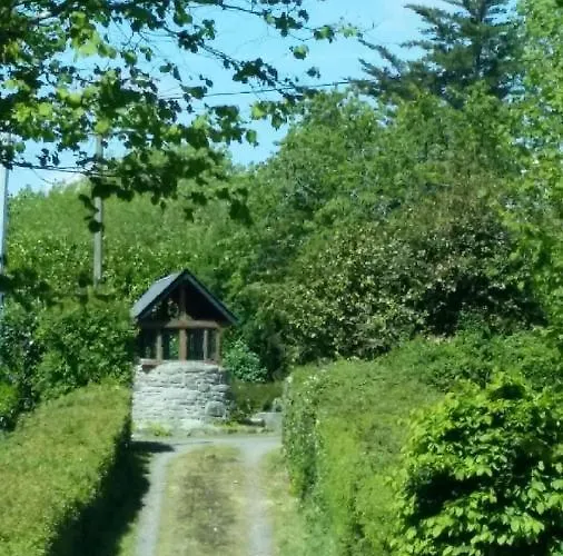 Nature & Espace - Le Puits Des Souhaits Villedieu-les-Poëles